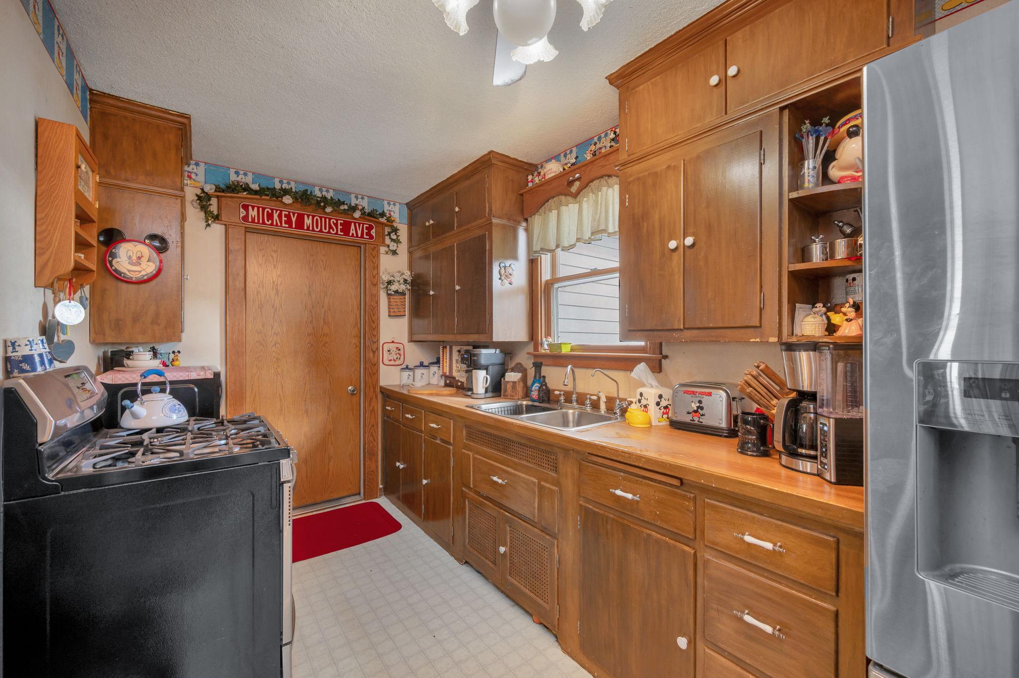 1343 Oak Beach Drive
