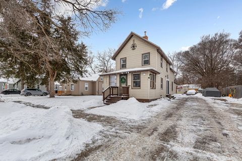 Photo of 1322 1st Avenue NE, Faribault, MN 55021 (MLS # 7017046)