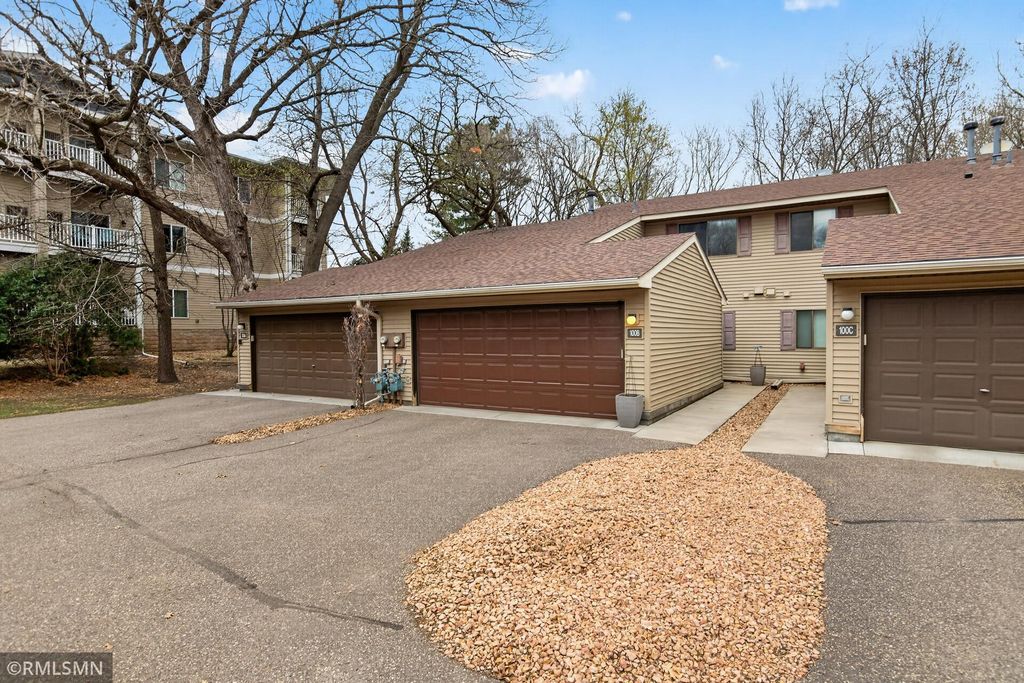 Photo of 100 South Drive #B, Circle Pines, MN 55014 (MLS # 7057337)