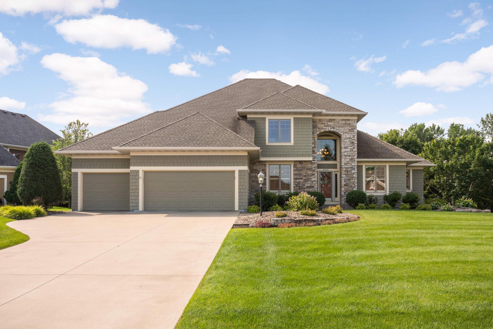 8918 Springwood Drive