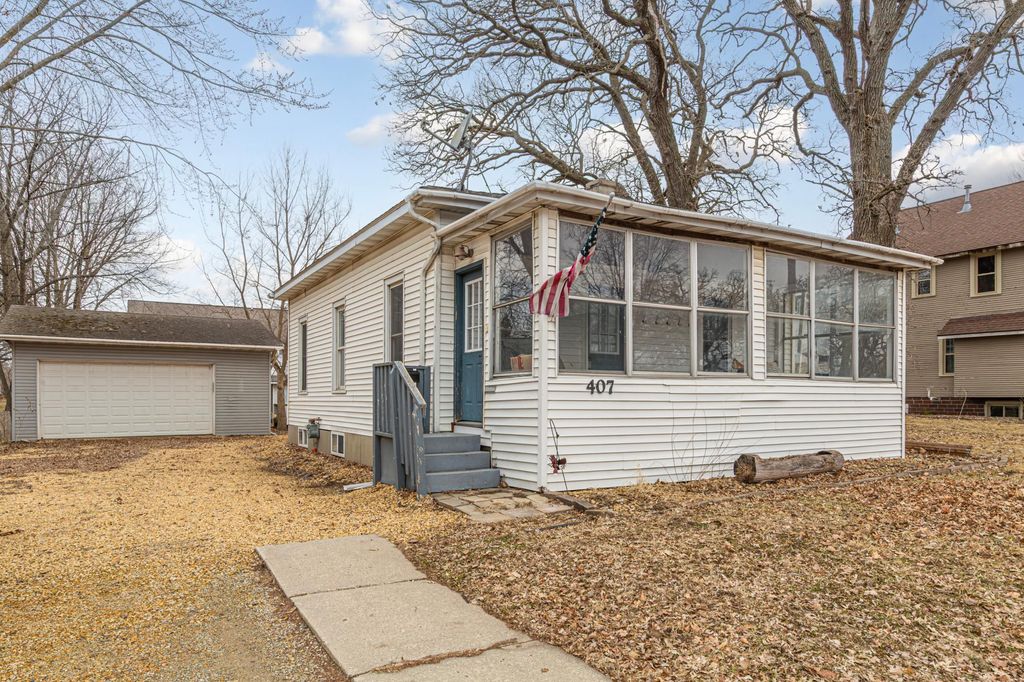 Photo of 407 3rd Street NE, Waseca, MN 56093 (MLS # 7030612)