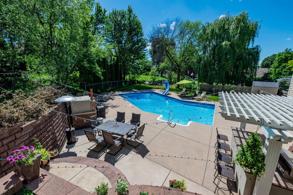 Photo of 375 Bohlken Drive, Hastings, MN 55033 (MLS # 7085901)