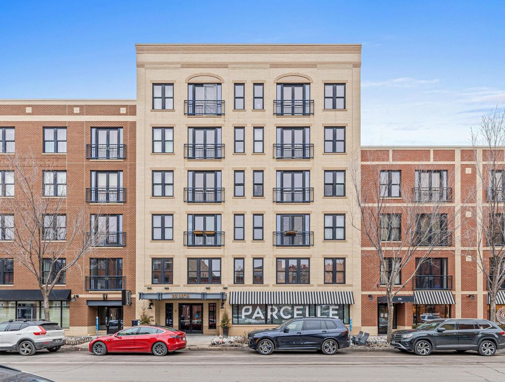 Photo of 212 N 1st Street #411, Minneapolis, MN 55401 (MLS # 6822784)