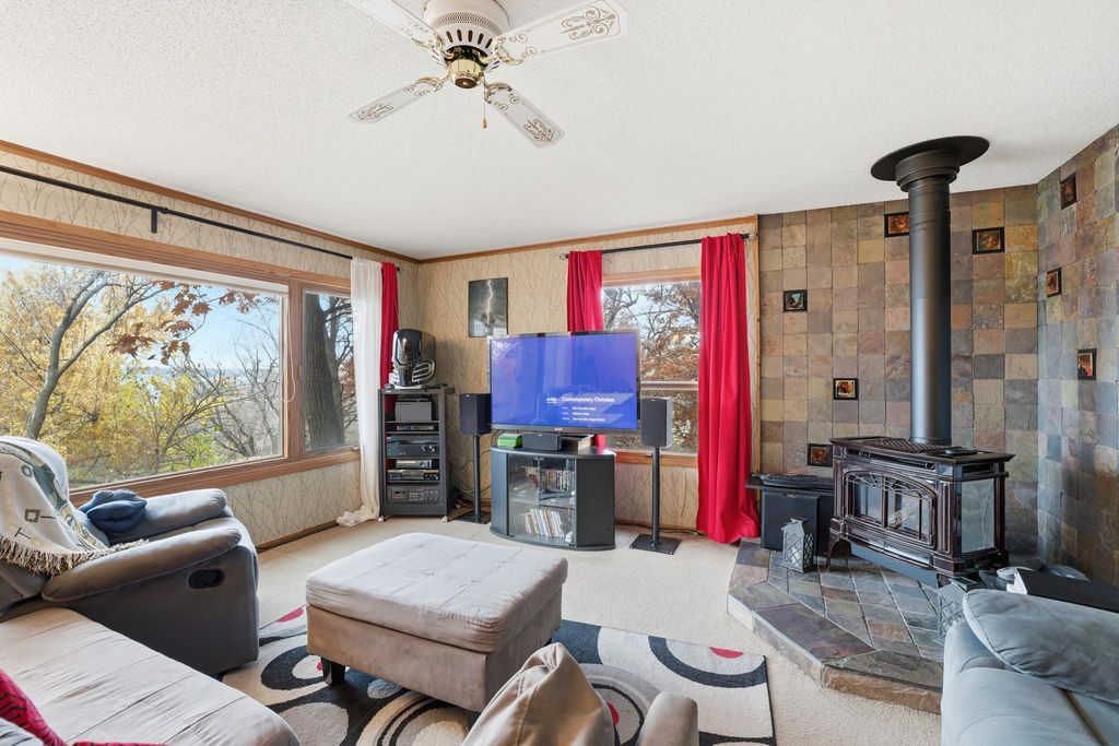 Photo of 2265 Kilmer Lane N, Plymouth, MN 55441 (MLS # 6818219)