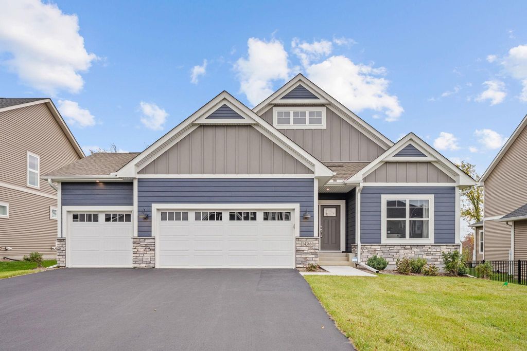 Photo of 14366 Kingsview Lane N, Dayton, MN 55327 (MLS # 7002948)