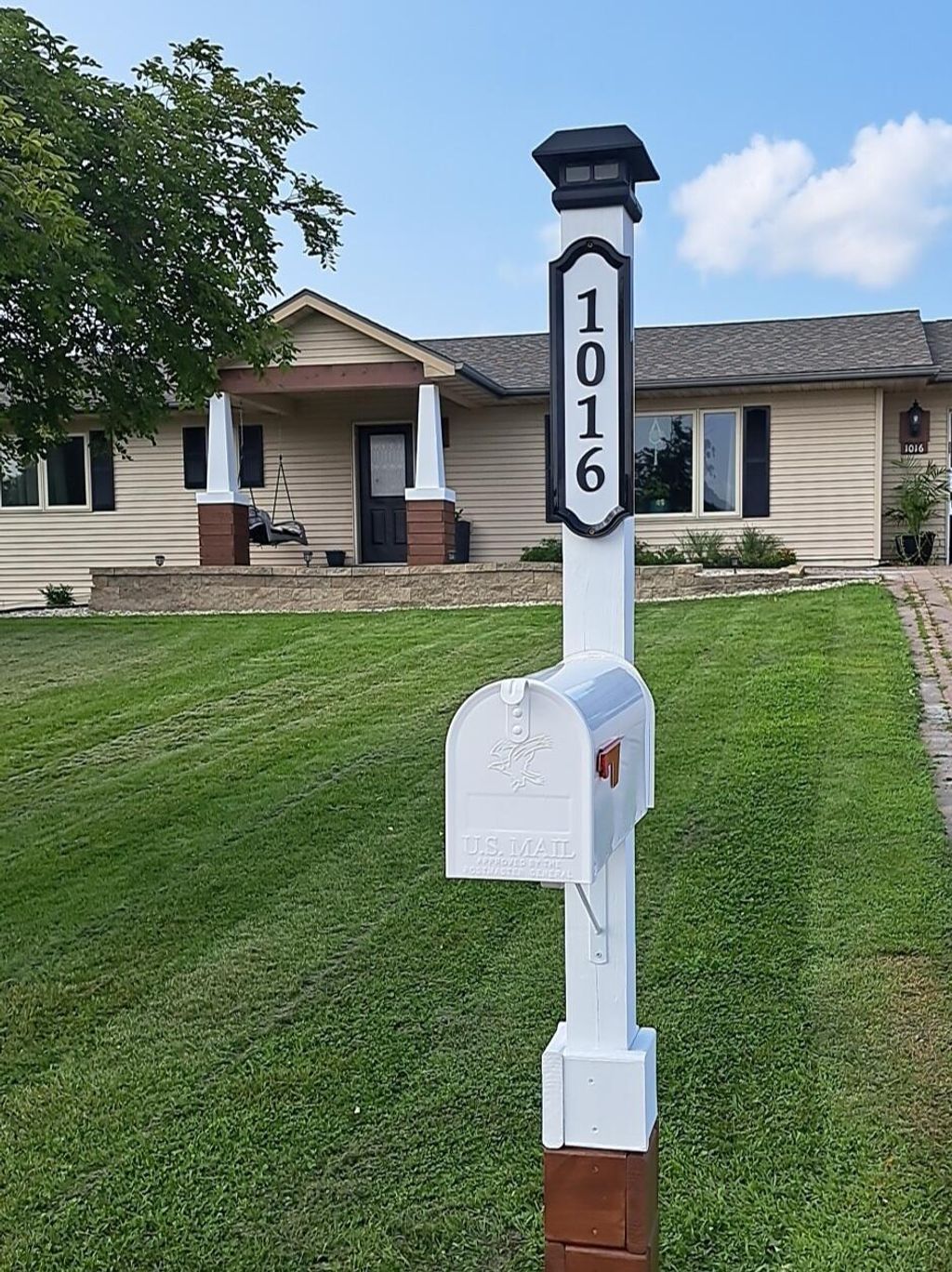 Photo of 1016 2nd Street NE, Elbow Lake, MN 56531 (MLS # 6824426)