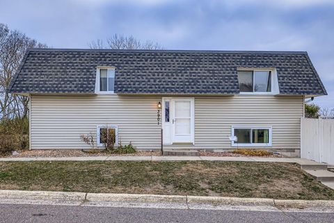 3901 Conroy Trail Inver Grove Heights MN 55076