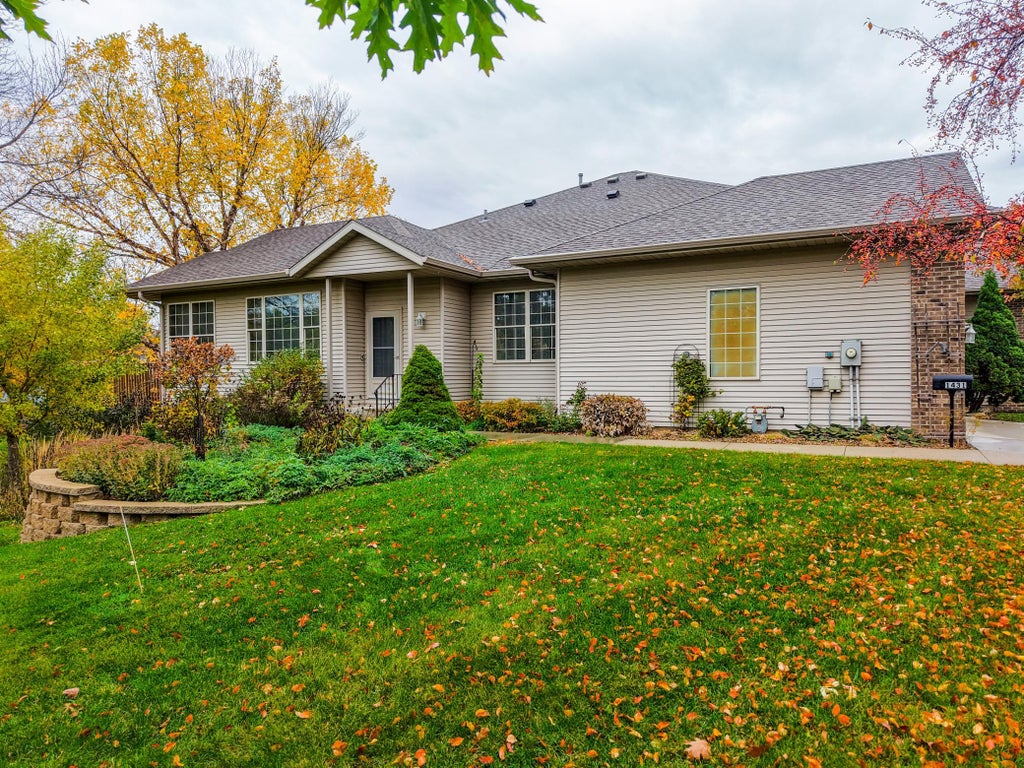 Photo of 1431 Kings Run Dr NW DR, Rochester, MN 55901 (MLS # 7165699)