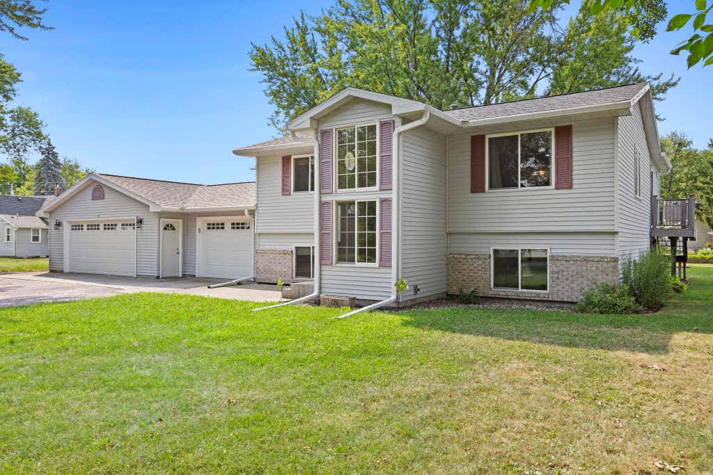 Photo of 720 W 2nd Street, Rush City, MN 55069 (MLS # 7114179)