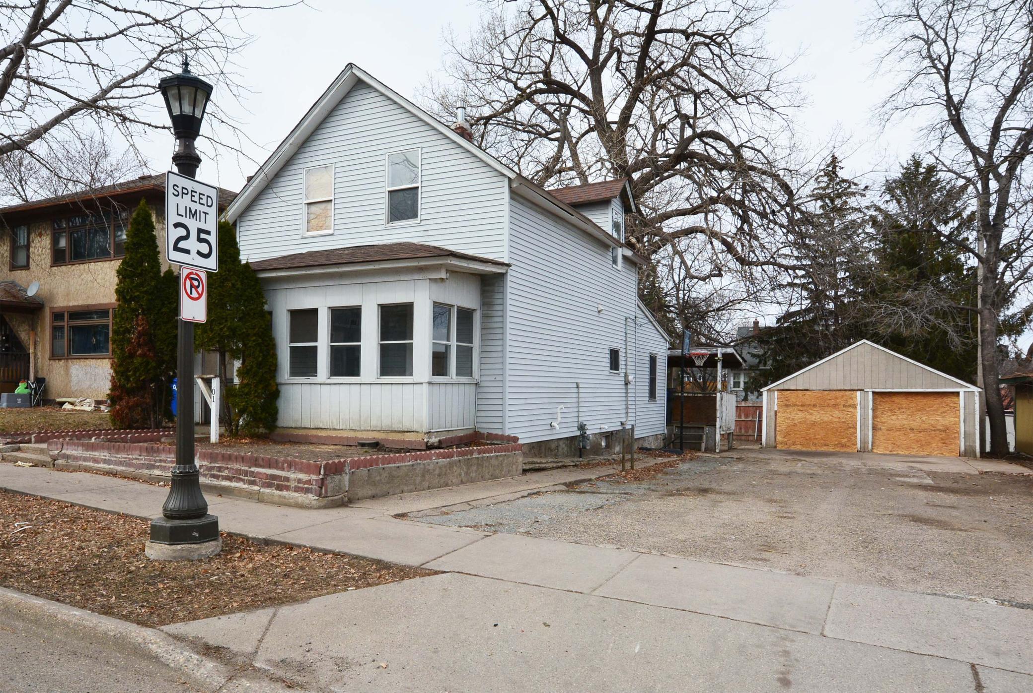 301 George Street W