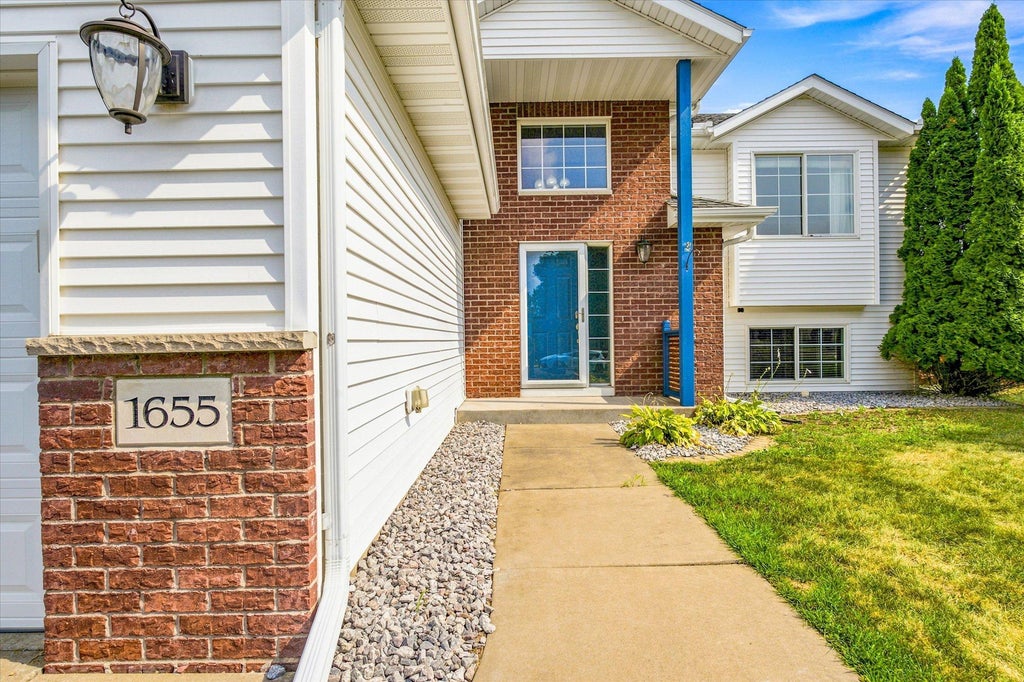 Photo of 1655 10th Avenue SE, Cambridge, MN 55008 (MLS # 7160873)