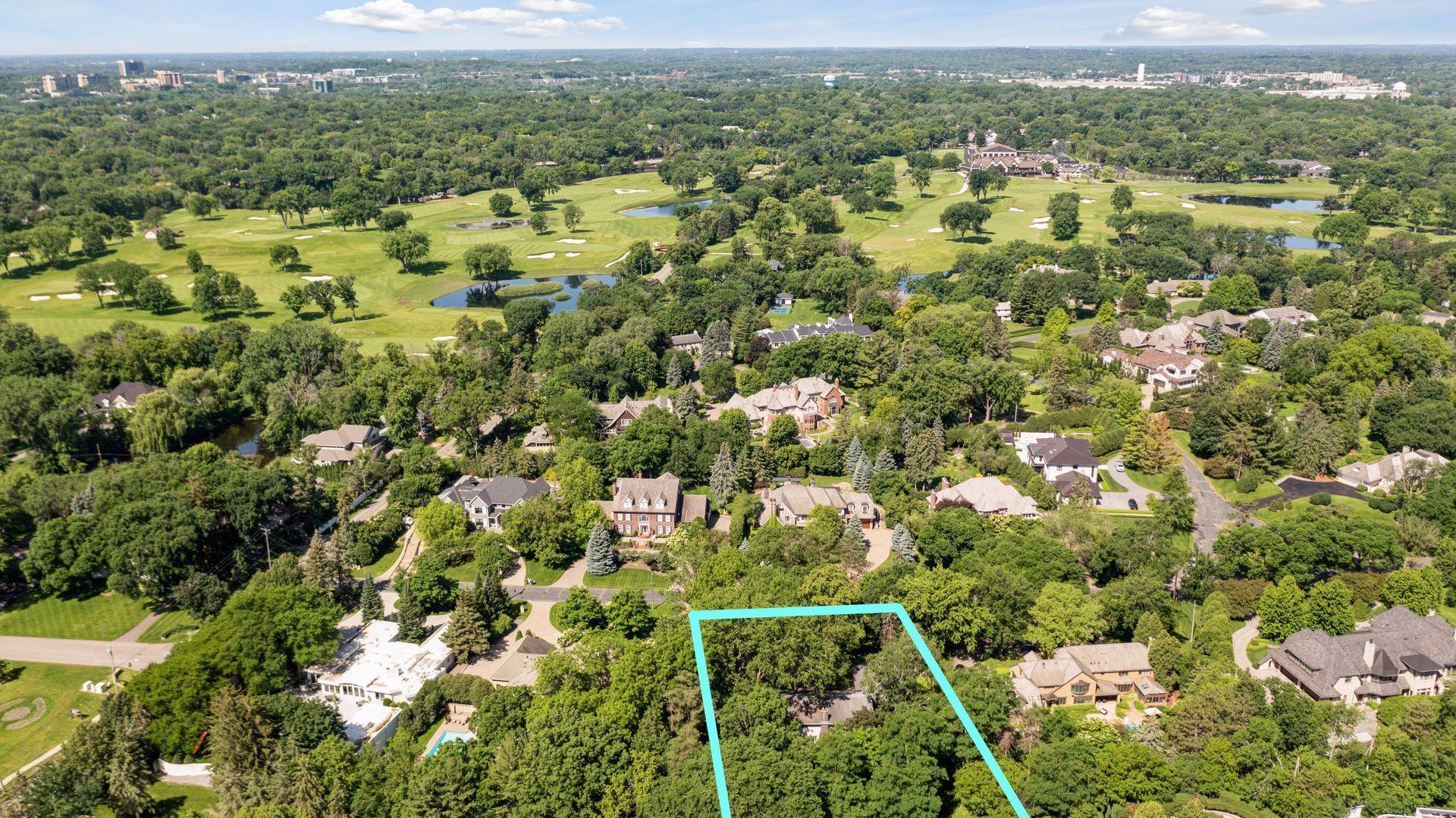 4909 Rolling Green Parkway