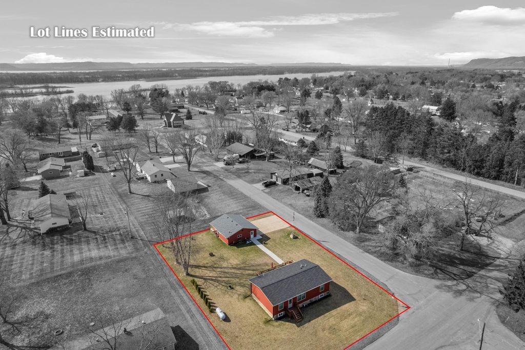 Photo of 226 S Herman Street, Cochrane, WI 54622 (MLS # 7046359)