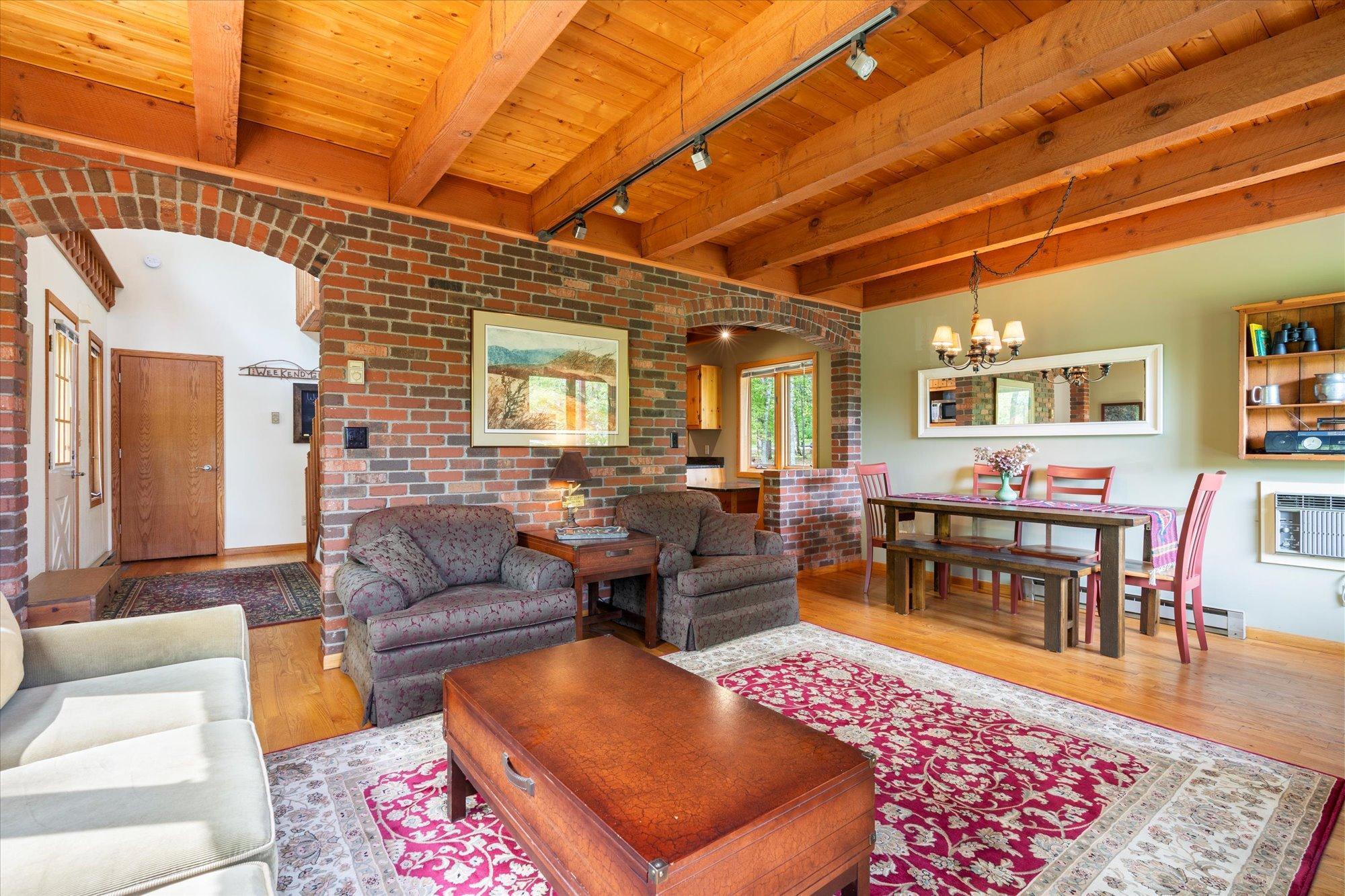 11690 Harbor Lane