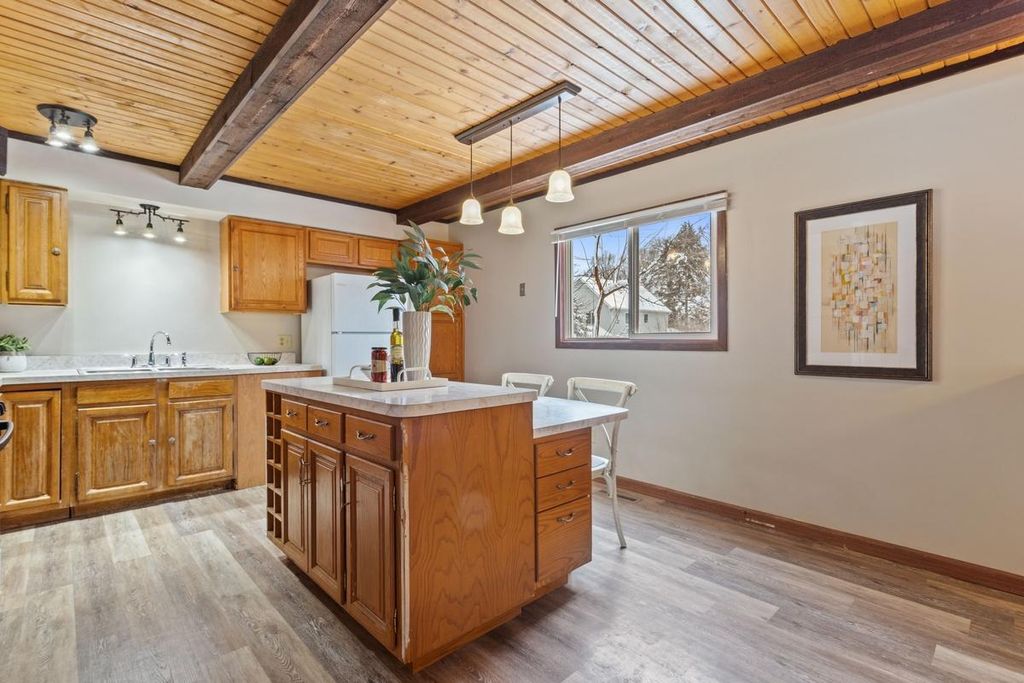 Photo of 417 Oliver Avenue N, Minneapolis, MN 55405 (MLS # 7024455)