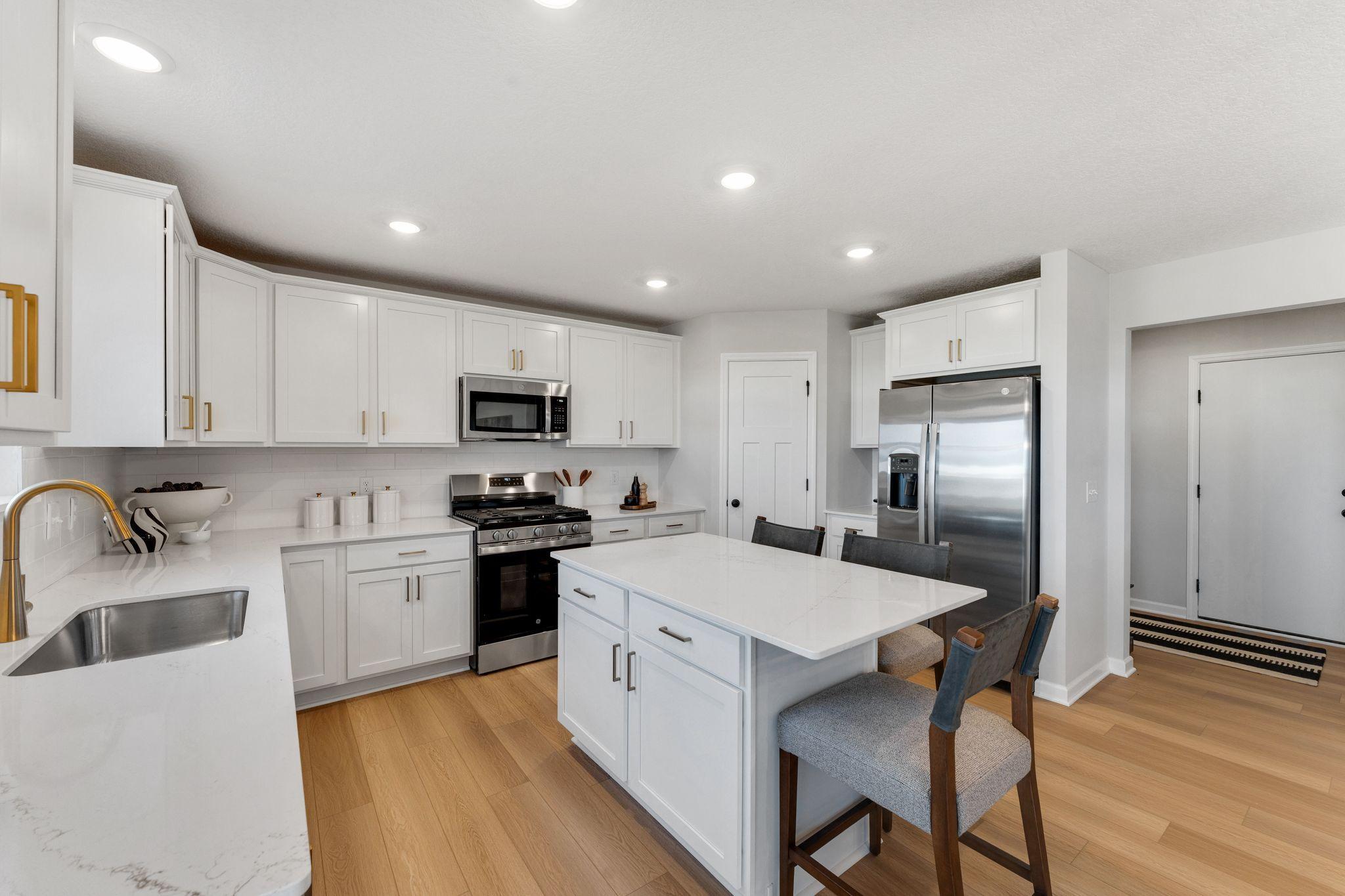422 James Parkway