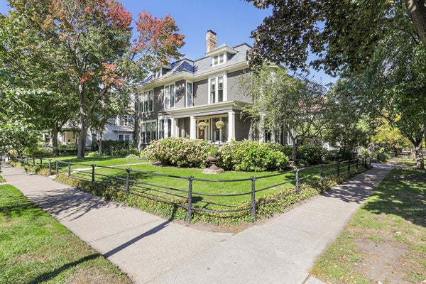 501 PORTLAND AVE, SAINT PAUL, MN 55102 - Image 52564970c1ca964f8fe00a4f1adfdb01/3838253613