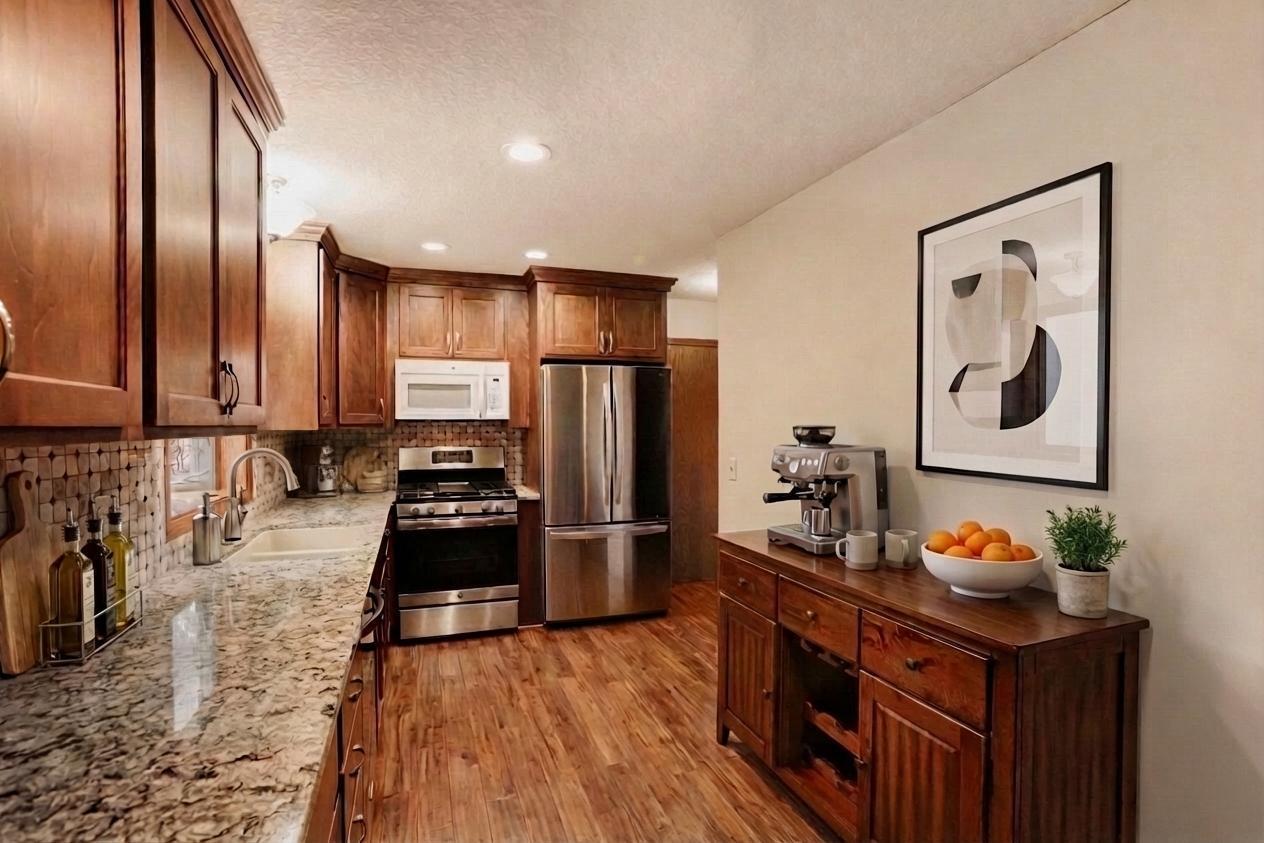 2974 Howard Street N