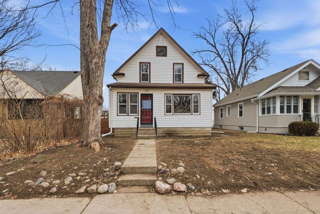 Photo of 3625 35th Avenue S, Minneapolis, MN 55406 (MLS # 7032377)