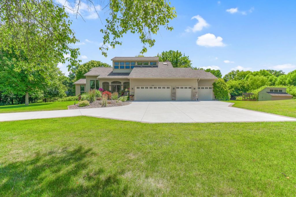 Photo of 8141 Maplewood Terrace, Chanhassen, MN 55317 (MLS # 7079946)