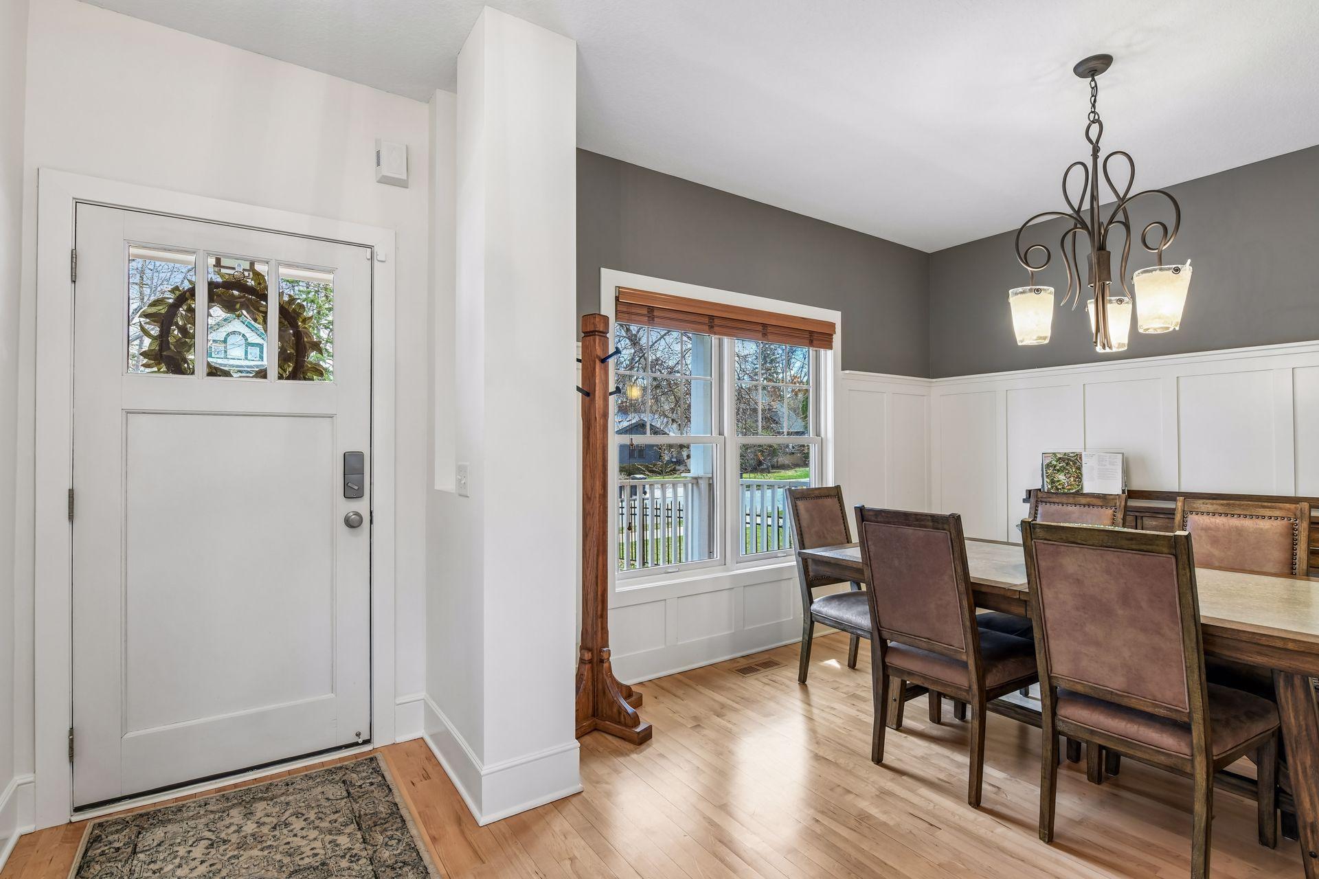 2008 Laurel Avenue W