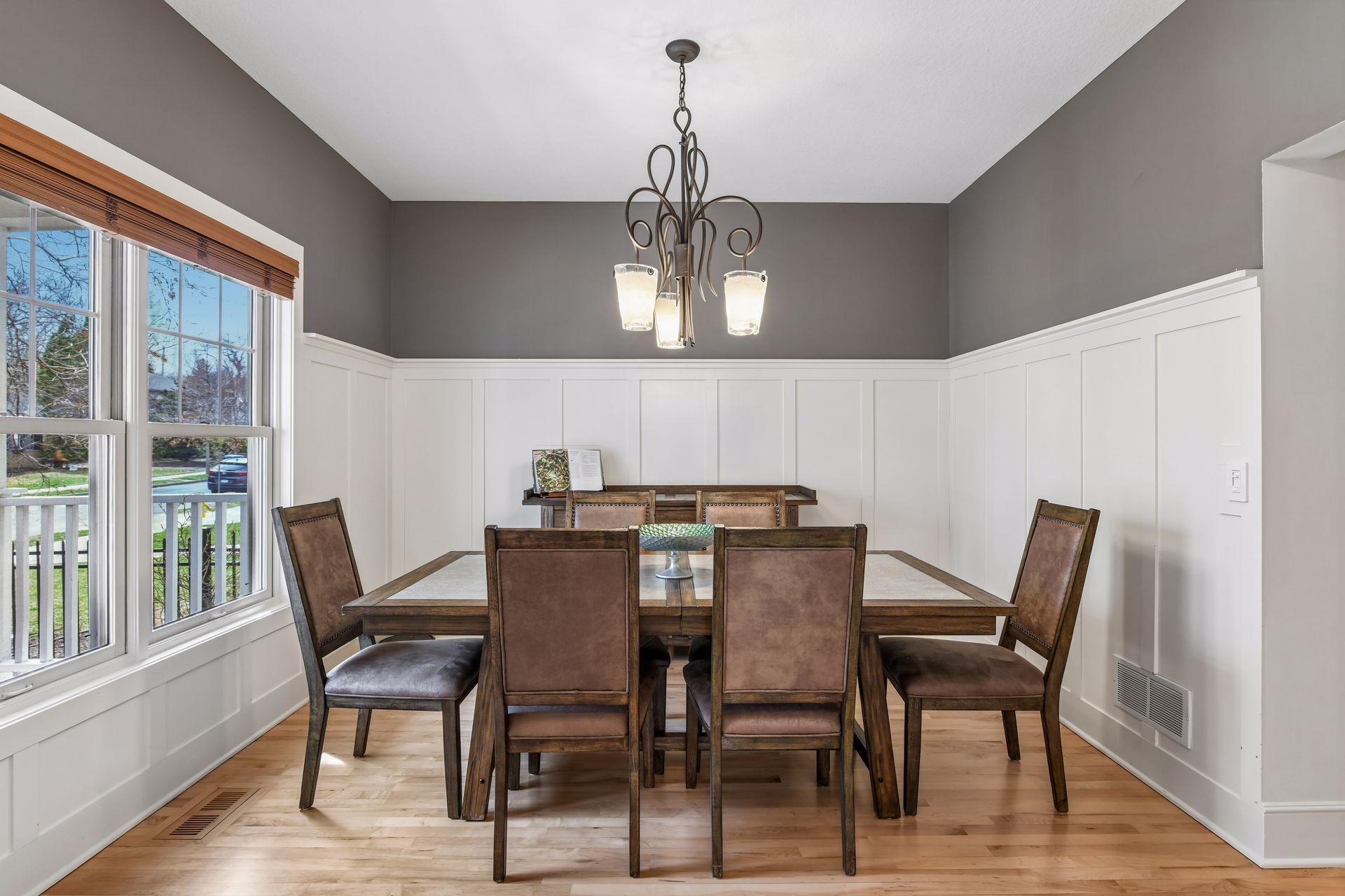 2008 Laurel Avenue W