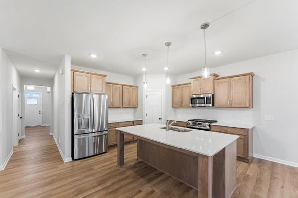 14841 115TH AVE N, OSSEO, MN 55369 - Image 527c7cf8de4d75d14d9afca336debc2d/922209276