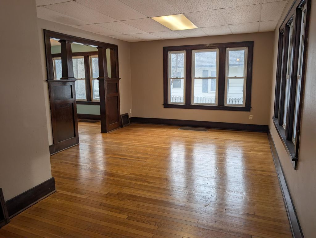 Photo of 404 9th Avenue NE, Rochester, MN 55906 (MLS # 7040531)