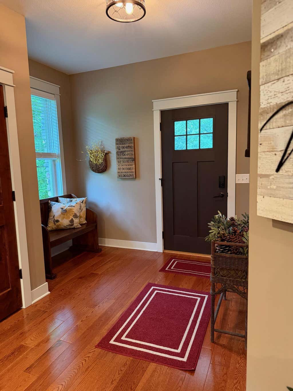 Photo of 3335 Victoria Street N, Shoreview, MN 55126 (MLS # 7091934)