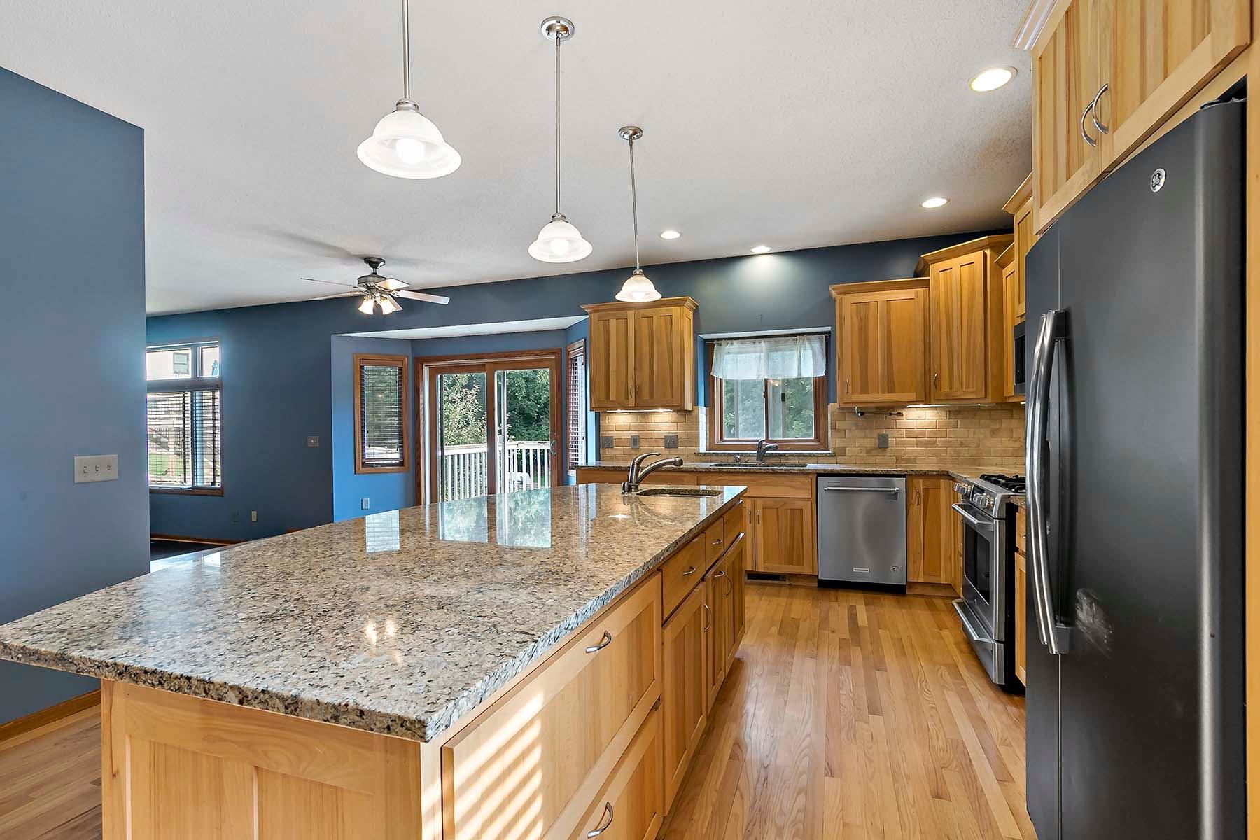 3960 Versailles Court
