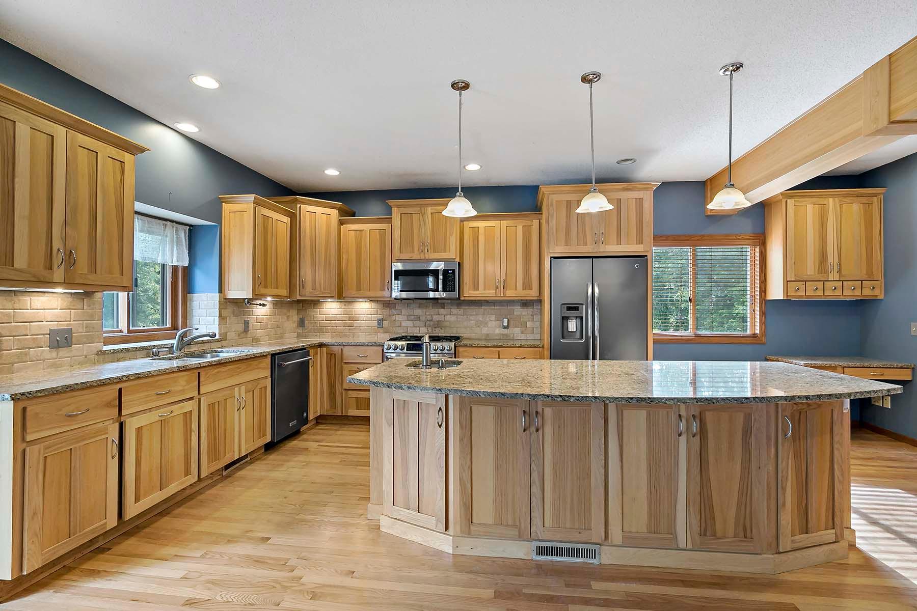 3960 Versailles Court