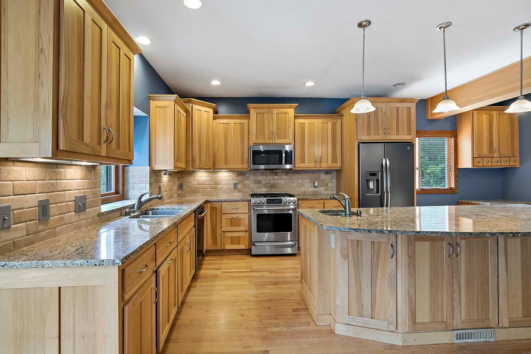 3960 Versailles Court