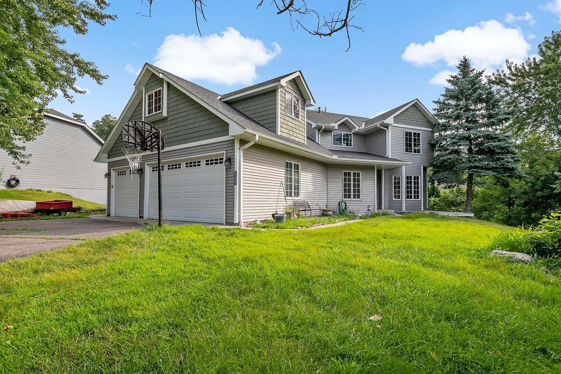 3960 Versailles Court