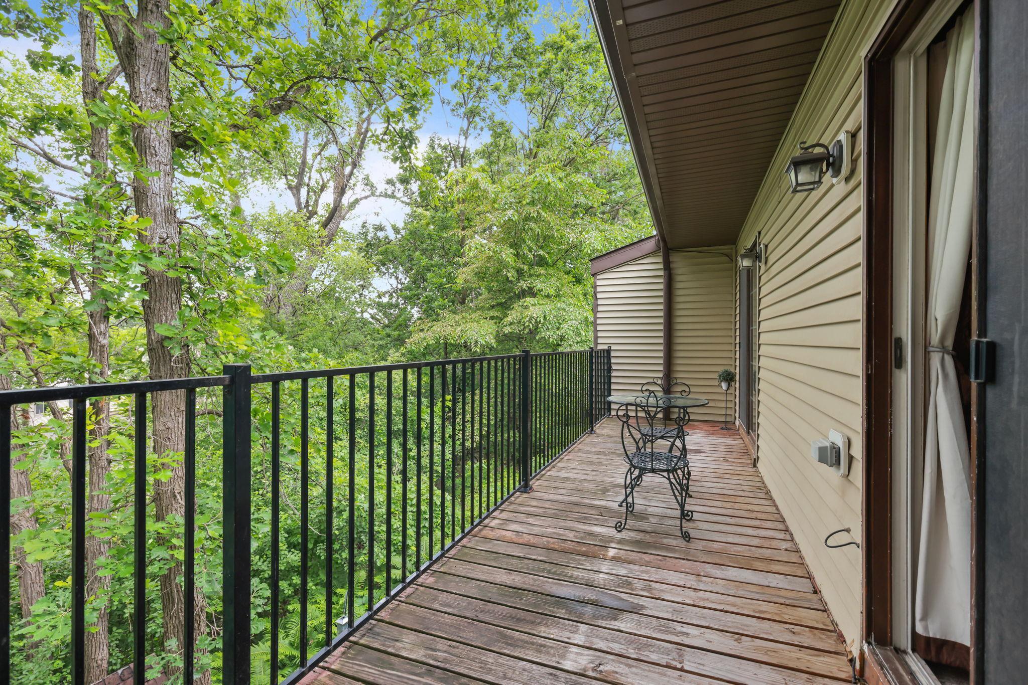 13724 Hemlock Court