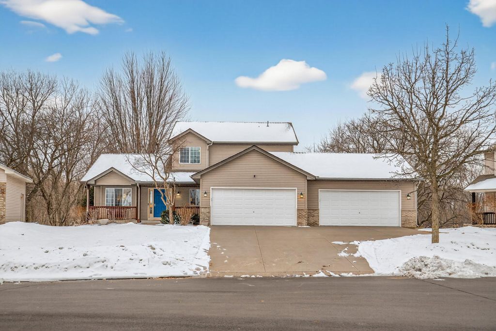 Photo of 2336 121st Circle NW, Coon Rapids, MN 55448 (MLS # 7022506)