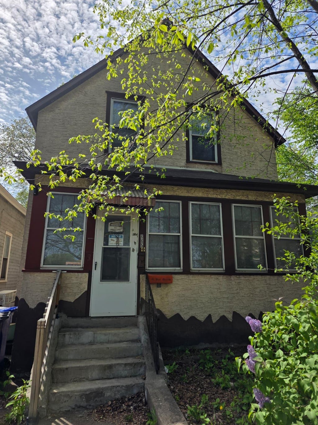 Photo of 665 Bedford Street, Saint Paul, MN 55130 (MLS # 7101345)