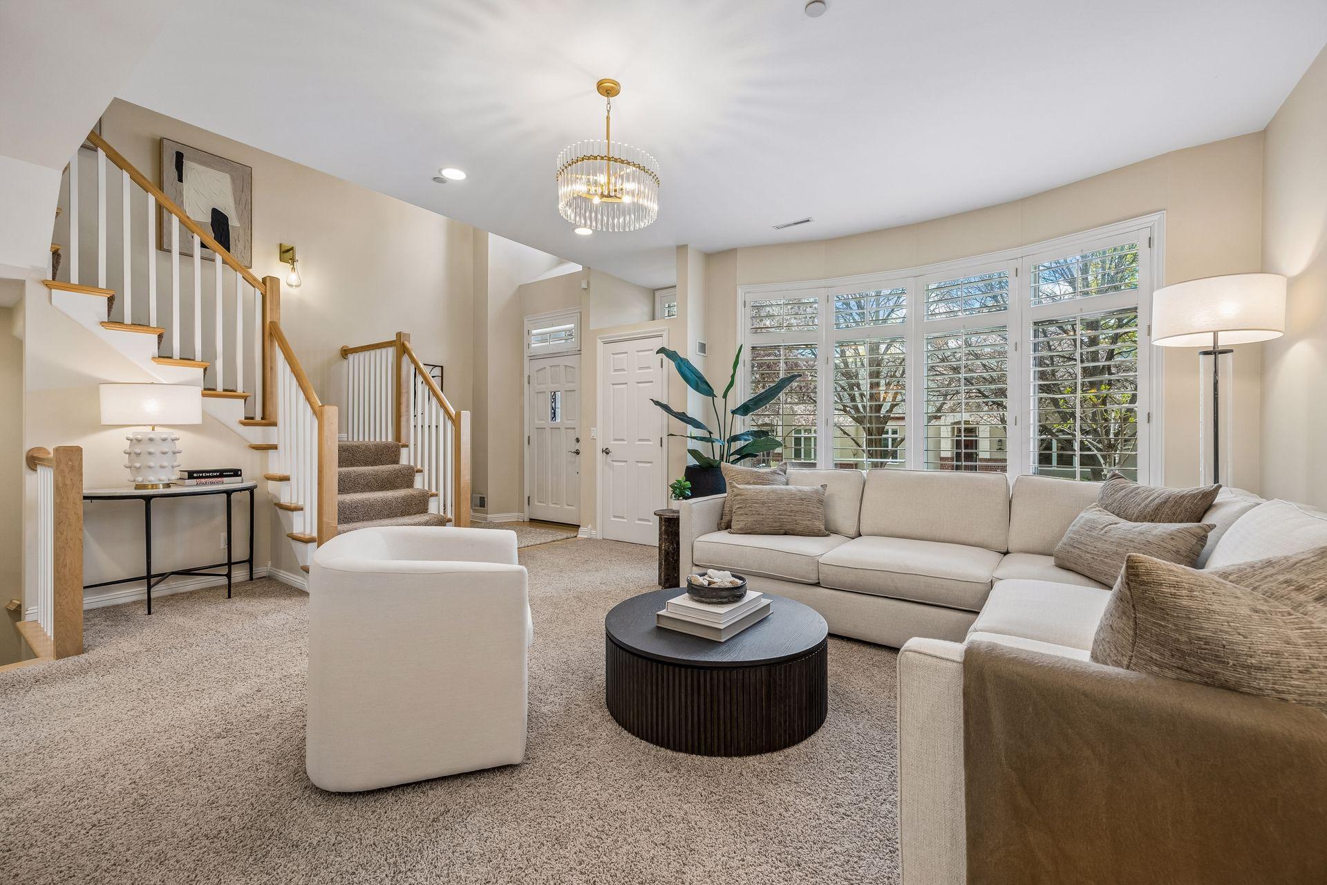 513 Coventry Lane
