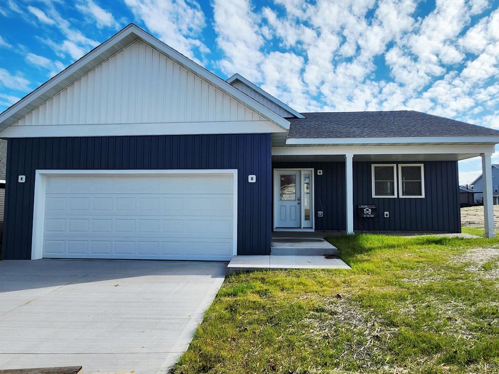 Photo of 4222 Fern Avenue SE, Rochester, MN 55904 (MLS # 7069131)