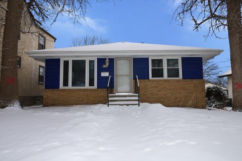 3549 Kyle Avenue N Crystal MN 55422