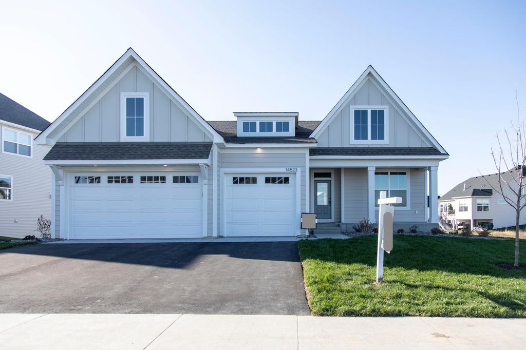 Photo of 14523 Kingsview Lane N, Dayton, MN 55327 (MLS # 6720923)