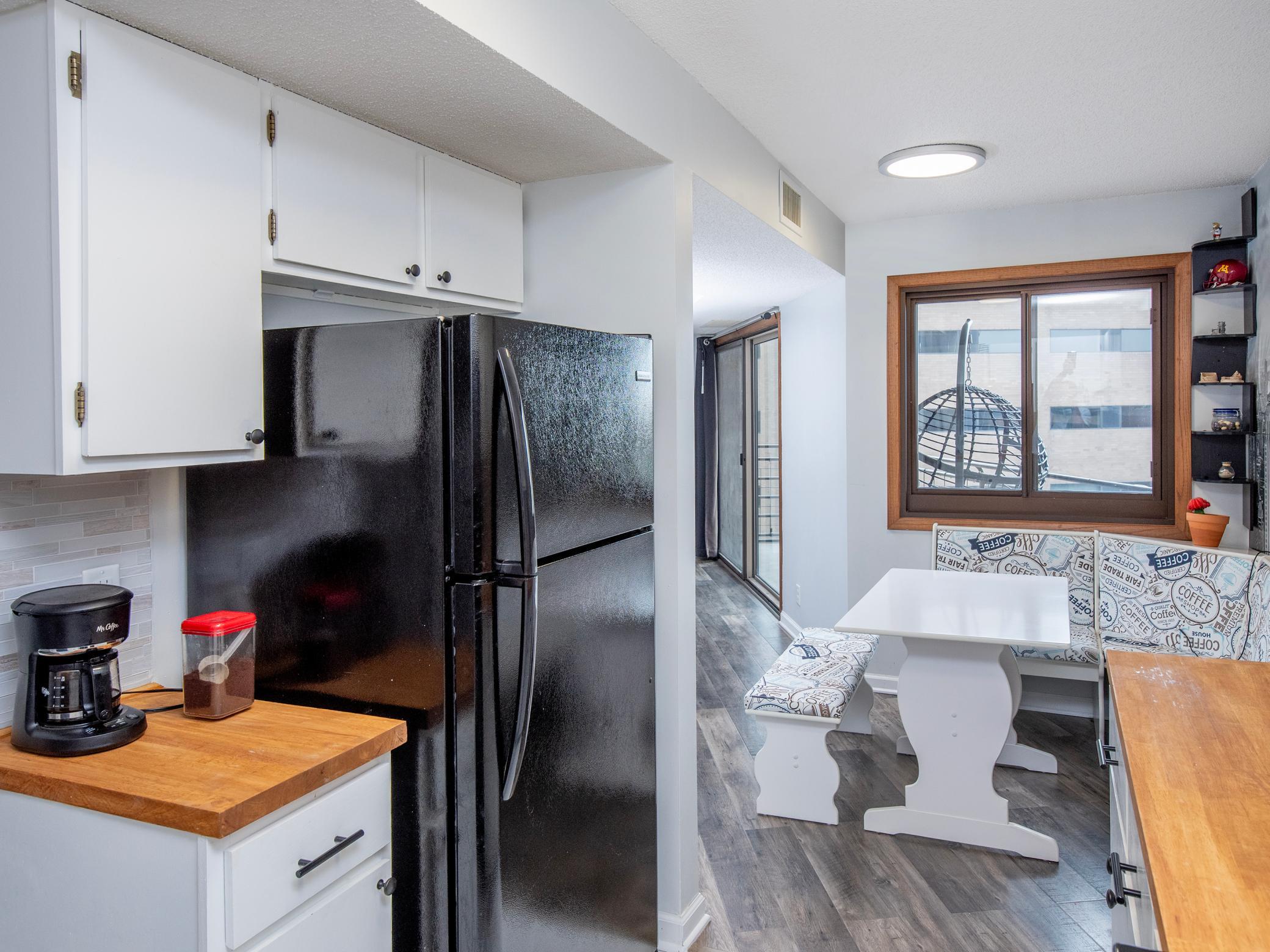 26 10th Street W 709