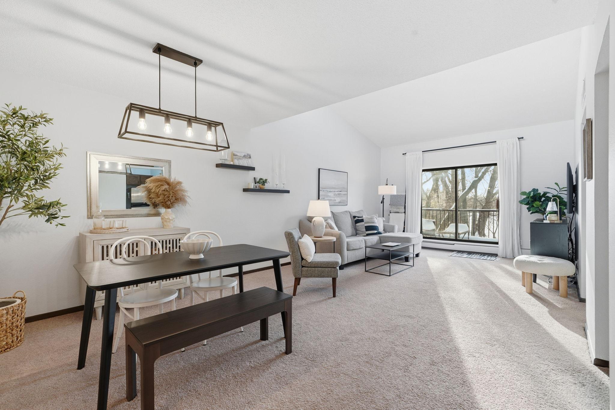 2670 Oxford Street N 242