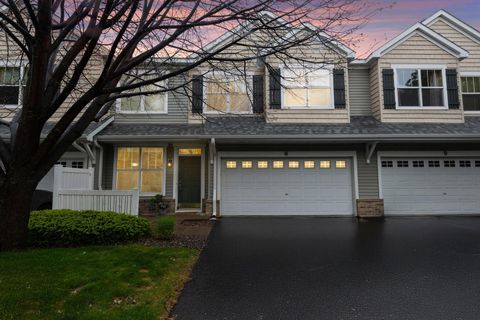 1601 Woodlynn Avenue 2 Maplewood MN 55109