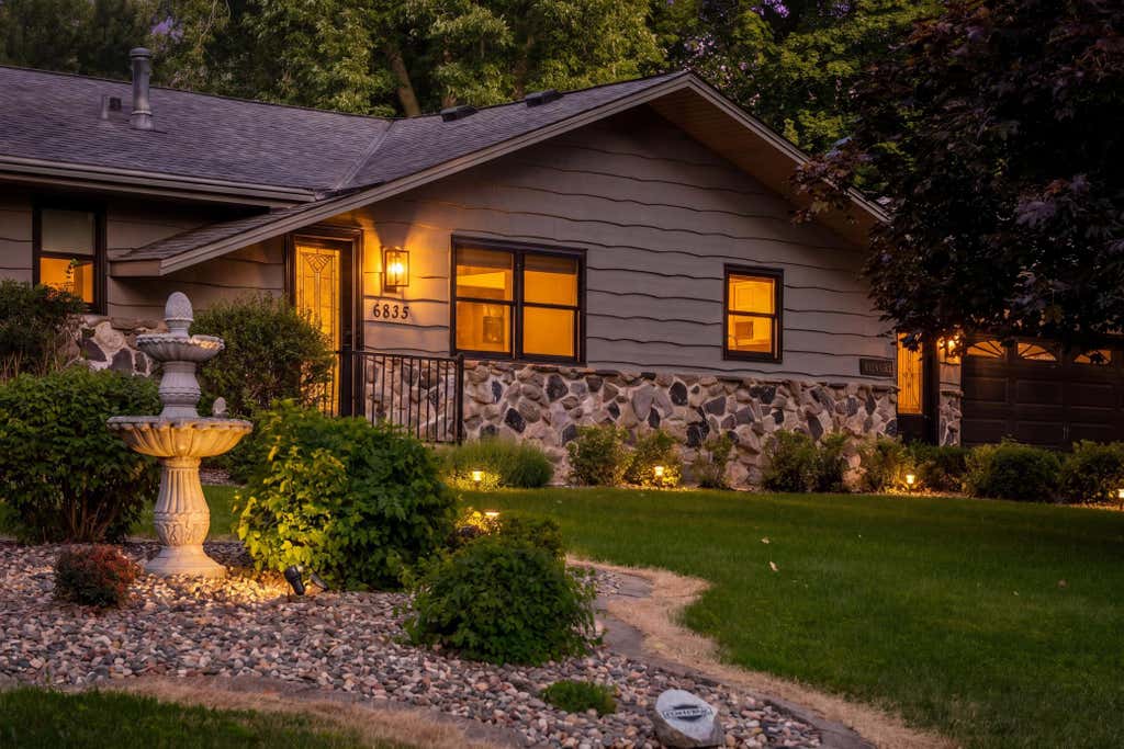 Photo of 6835 Rosemary Road, Eden Prairie, MN 55346 (MLS # 7123121)