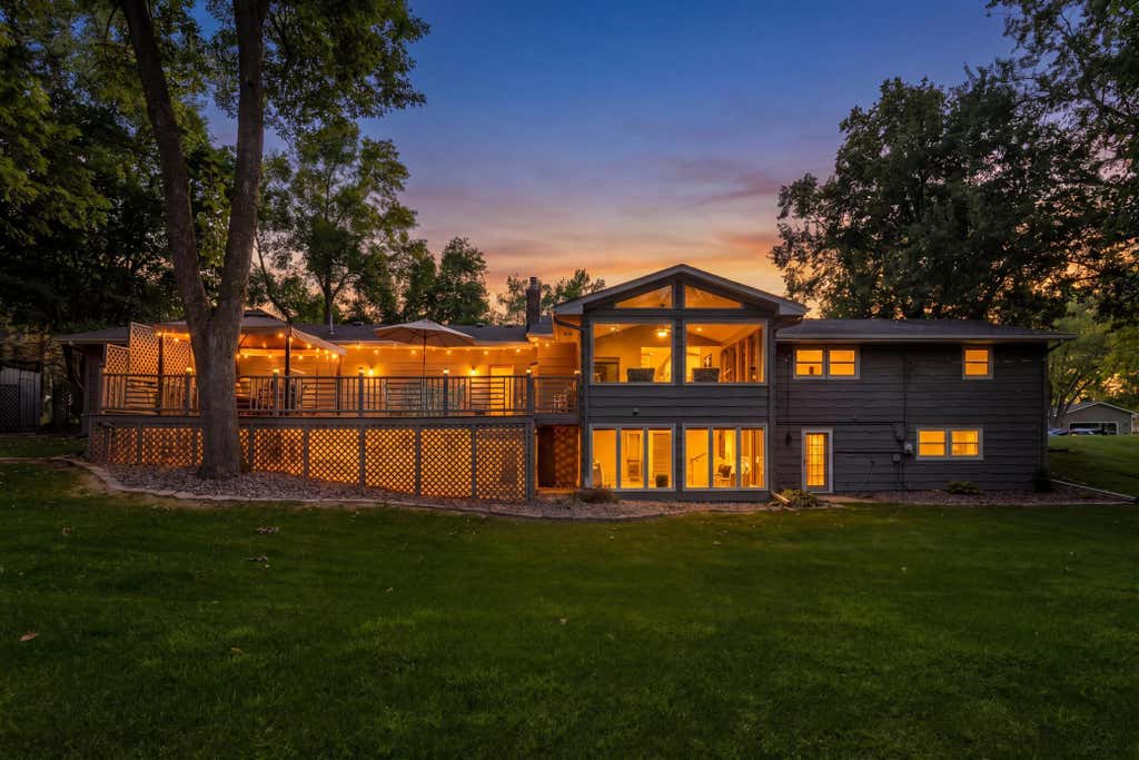 Photo of 6835 Rosemary Road, Eden Prairie, MN 55346 (MLS # 7123121)