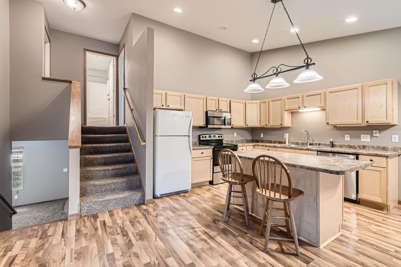314 7th Street E
