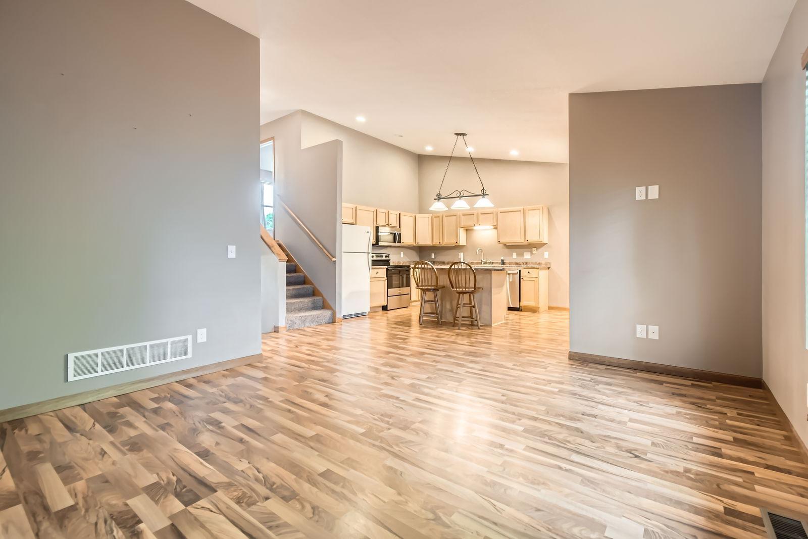 314 7th Street E