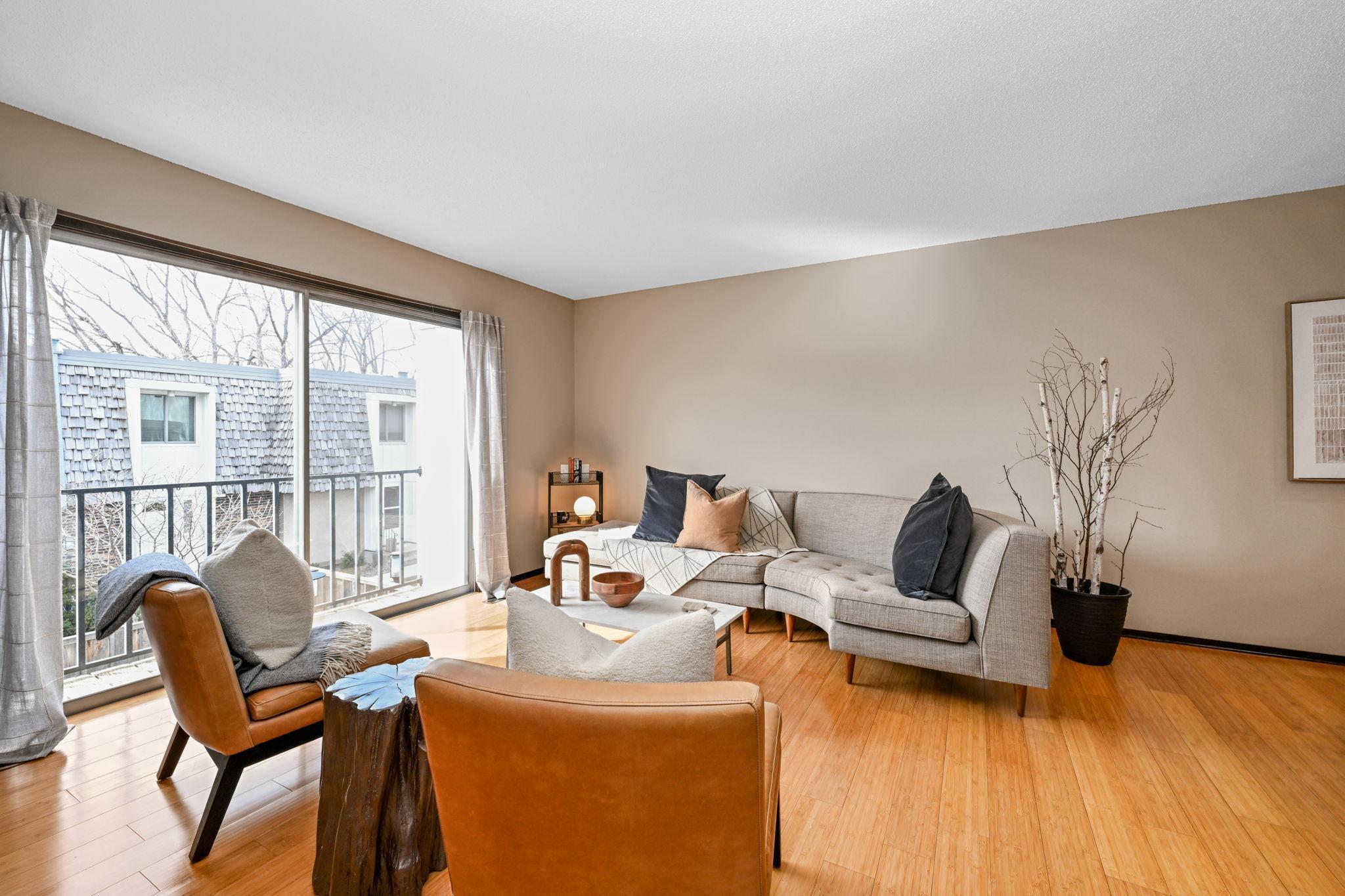 6158 Golden Valley Road