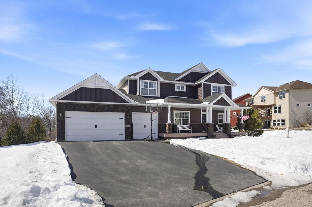 Photo of 1860 White Pine Court, Stillwater, MN 55082 (MLS # 7039561)