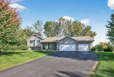 1952 Eagle Trail Centerville MN 55038